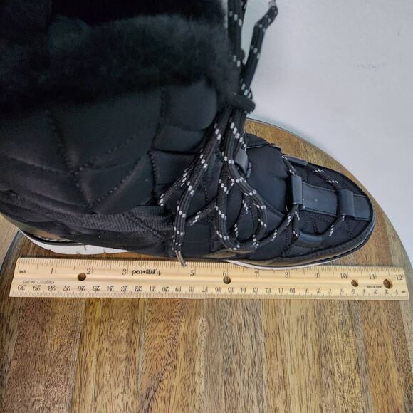 Tommy Hilfiger Black Lace-Up Winter Boots with Faux Fur Lining Size 7 - Picture 11 of 12